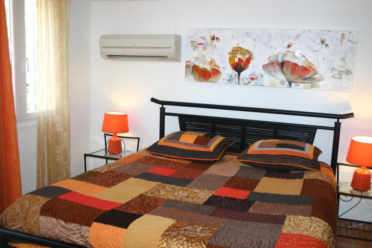 A la Verte Campagne - Appartements / Gîtes Roquebrune-sur Argens Extérieur photo