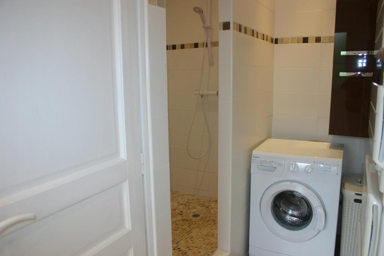A la Verte Campagne - Appartements / Gîtes Roquebrune-sur Argens Extérieur photo