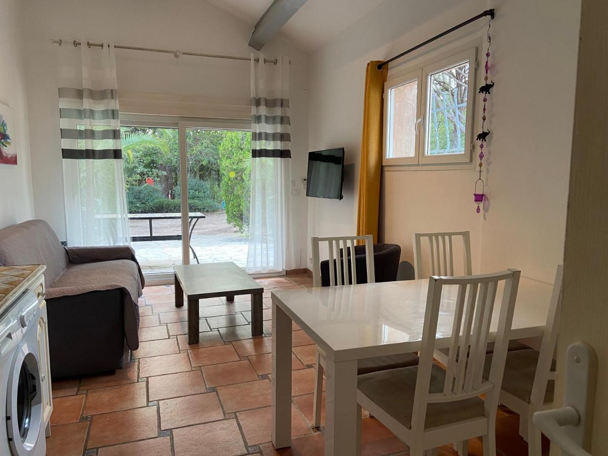 A la Verte Campagne - Appartements / Gîtes Roquebrune-sur Argens Extérieur photo